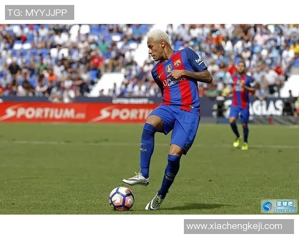 足球明星骑车视频高清展现运动魅力与生活乐趣的完美结合 足球明星骑车视频高清展现运动魅力与生活乐趣的完美结合